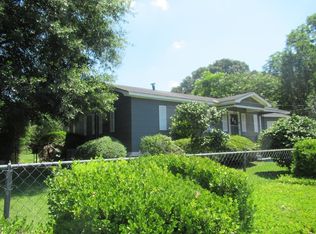 3 Vaughn Dr, Natchez, MS 39120