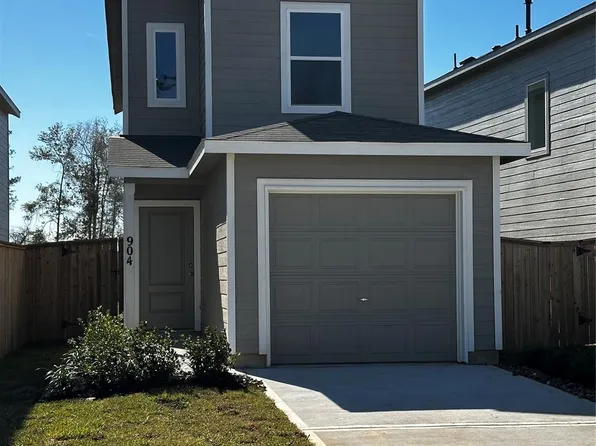 904 Pertuso Ln, Huffman, TX 77336