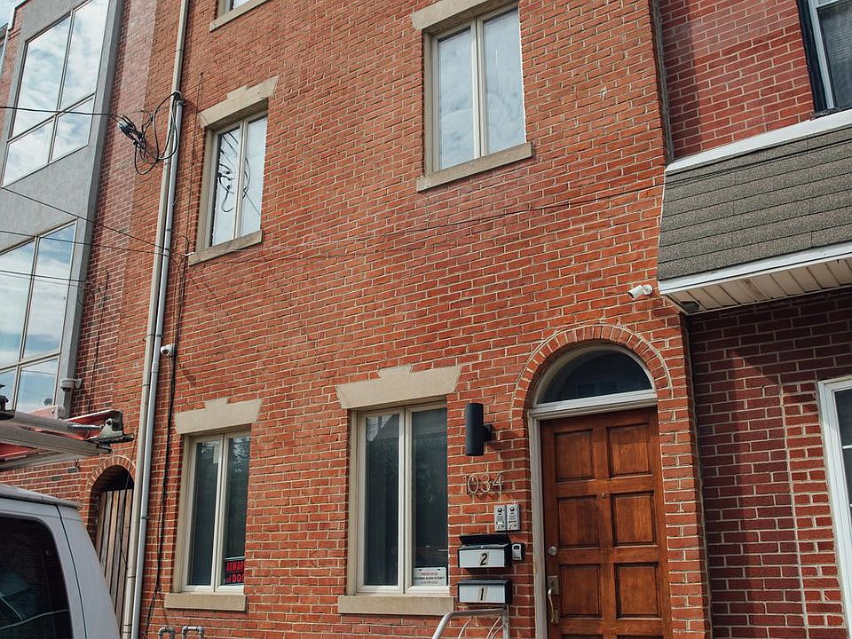 1st image of 1034 E Columbia Ave #B