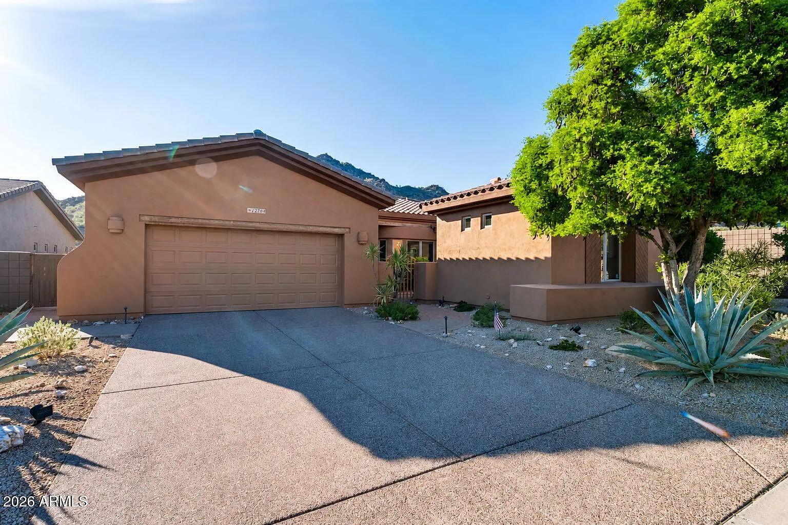 4 bed, 4.5 bath, 3243 sqft, $5,699 — Photo 2