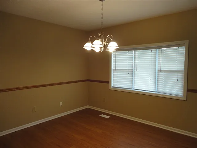5079 Rockdale Rd — Photo 5