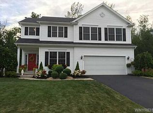 6100 Hewson Rd, Lake View, NY 14085