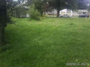 306 Berry St, Gillespie, IL 62033