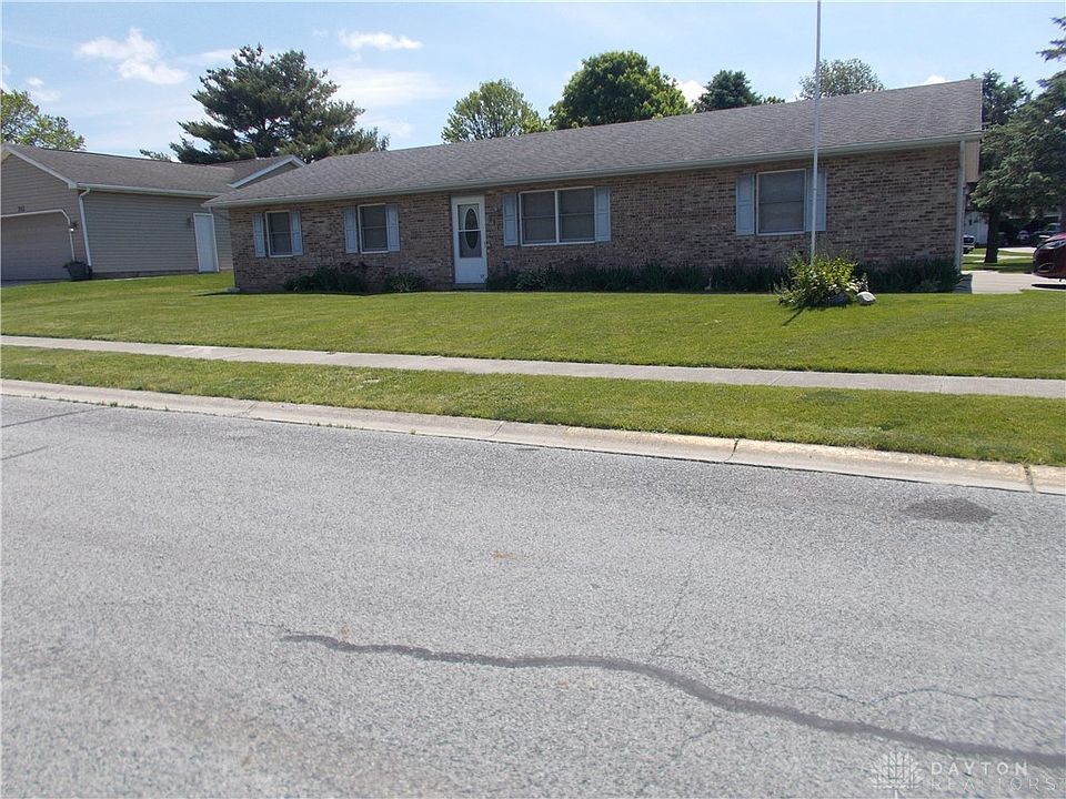 1st image of 317 Seneca Dr