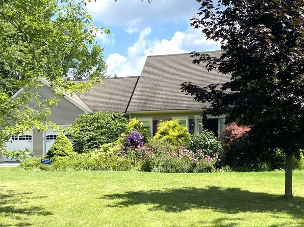 1820 North Street, New Haven, VT 05472