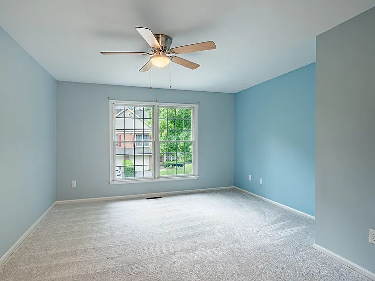 9 Oak Leaf Ln — Photo 15
