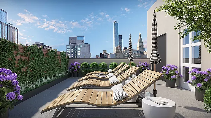 Sold by Hooli Homes New York Inc | media 8