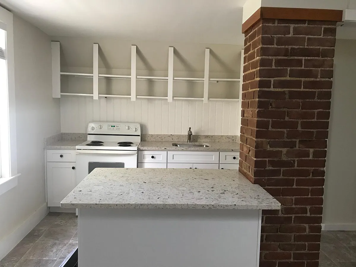 Building Photo - 40 Kendrick Pl #3