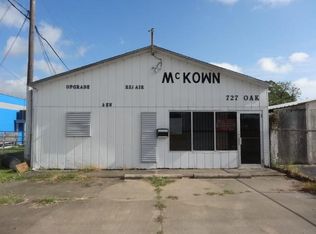 727 Oak St, La Marque, TX 77568