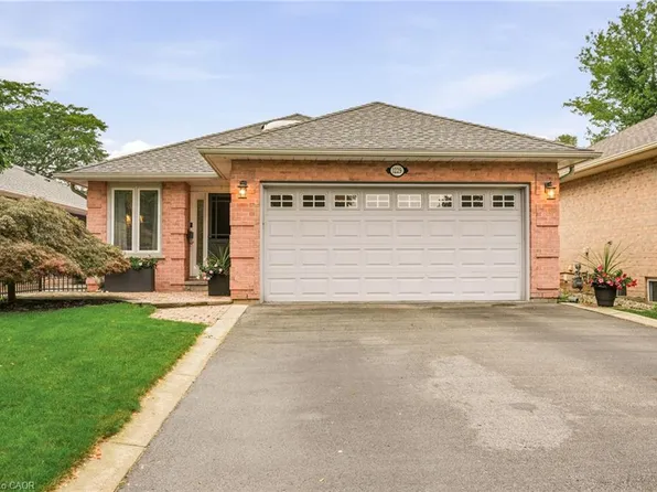 1229 Nathaniel Cres, Burlington, ON L7S 2A6