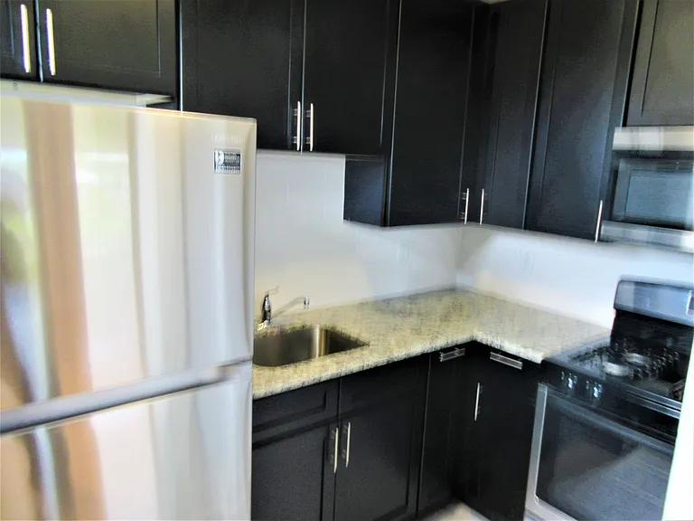 115 S Main St — Photo 6