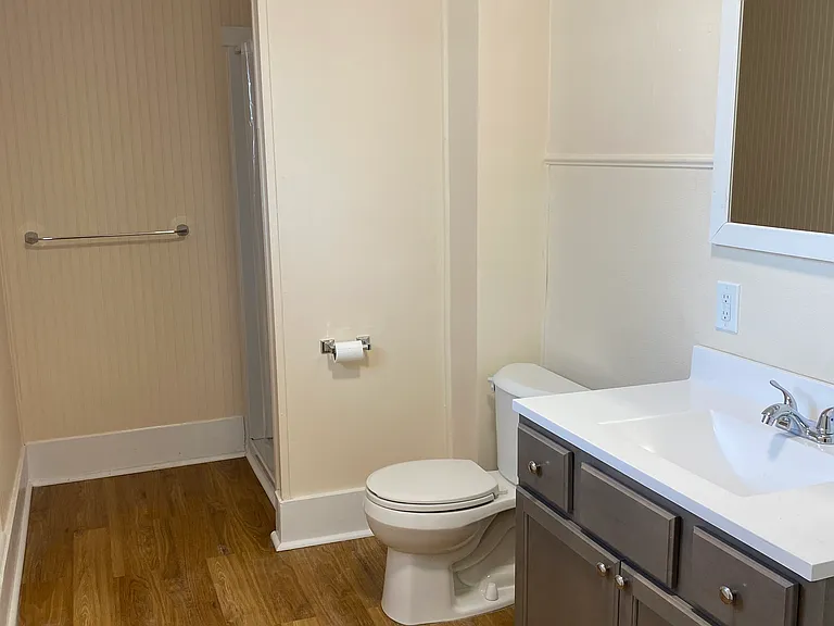 807 College Ave NE #307B — Photo 7