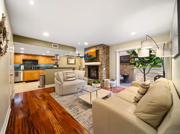 886 Felspar St, San Diego, CA 92109