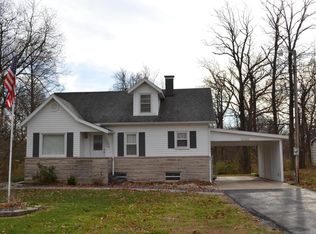 26522 State Route 161, Centralia, IL 62801