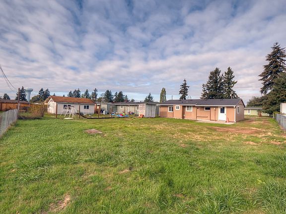 3rd image of 4828 Diamond Blvd SW
