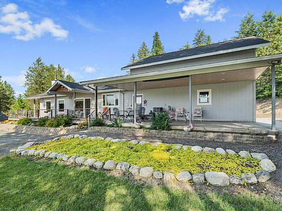 4th image of 579 White Meadow Way