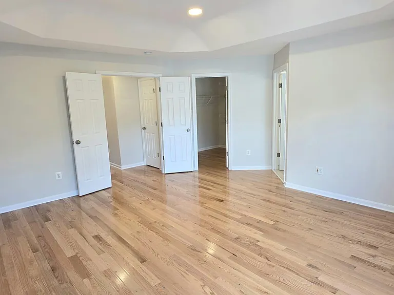 44272 Silkworth Ter — Photo 20