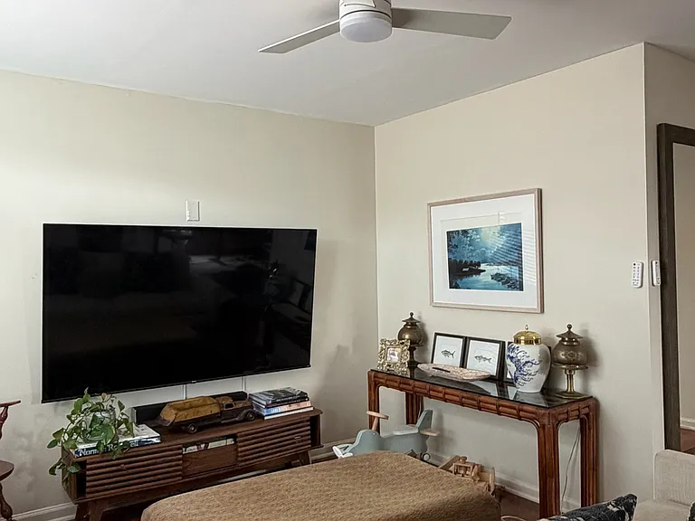7037 Penbrook Dr — Photo 33