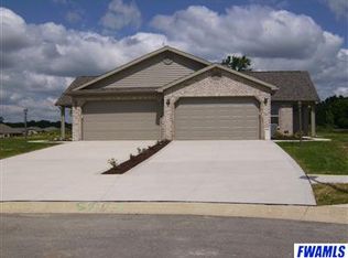 276 E Pumpkin Ridge Ct, Columbia City, IN 46725