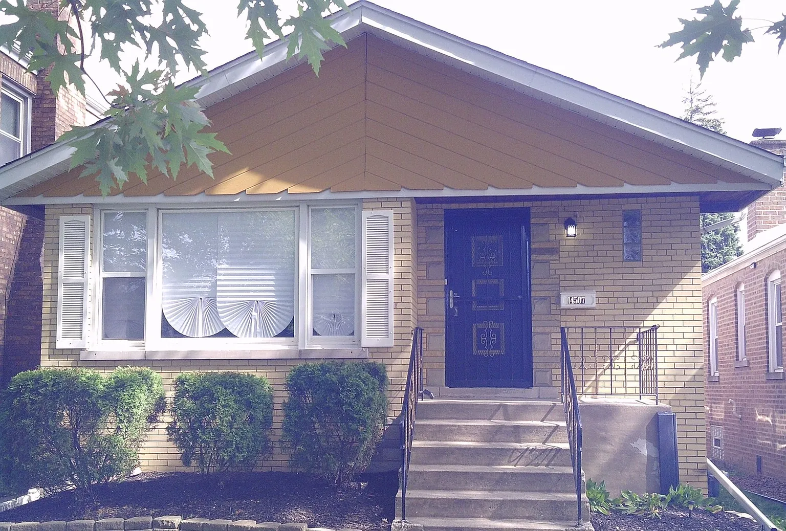 14507 S Michigan Ave photo 1