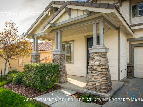 3rd image of 42547 Drennon Ct