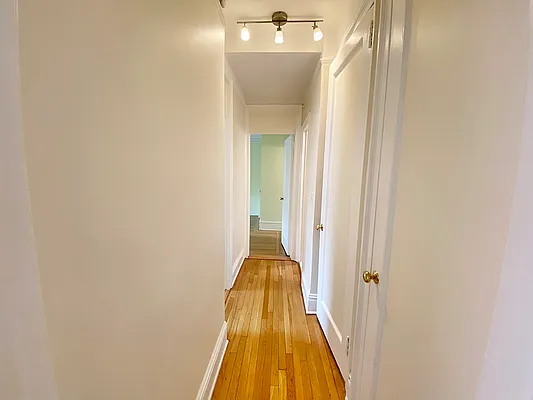 Rented by Rachel Realty | media 7