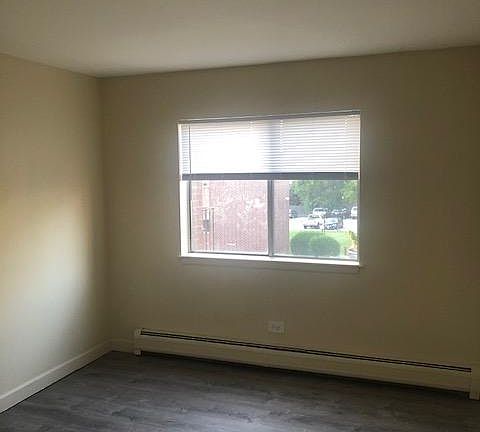 5th image of 770 Court Of Birch APT 5