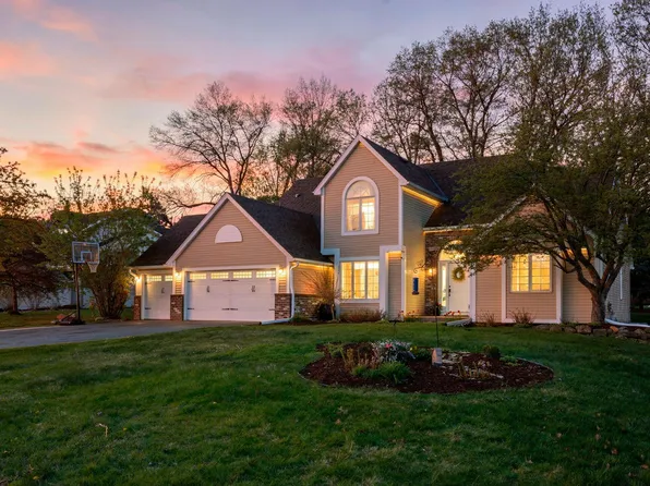 1772 Brighton Trl, Woodbury, MN 55125