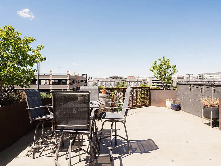 2715 Blake St #204 — Photo 12