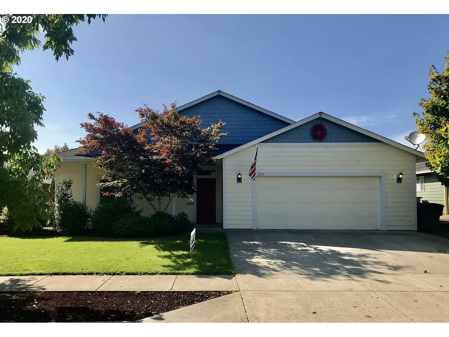 351 SW Valleys Edge St photo 1