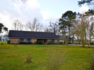 1497 Anse Broussard Hwy, Breaux Bridge, LA 70517