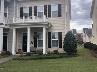 1007 Christopher Dr, Chapel Hill, NC 27517
