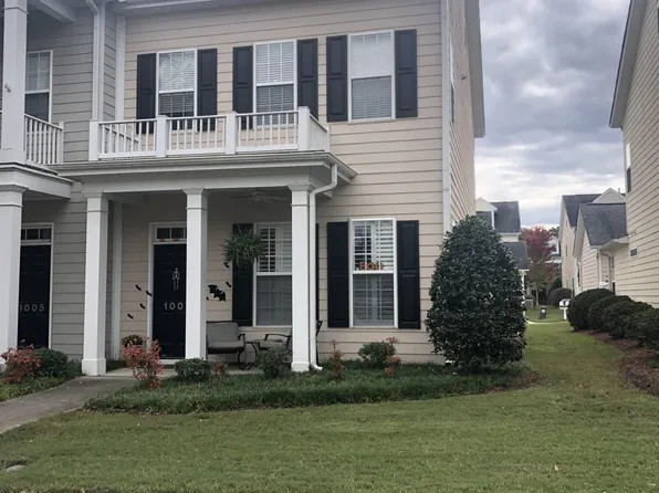 1007 Christopher Dr, Chapel Hill, NC 27517