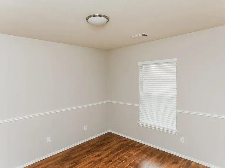 501 Branch St — Photo 16
