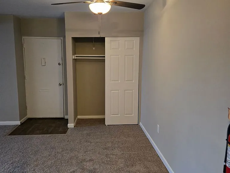 Whittier Place — Photo 39
