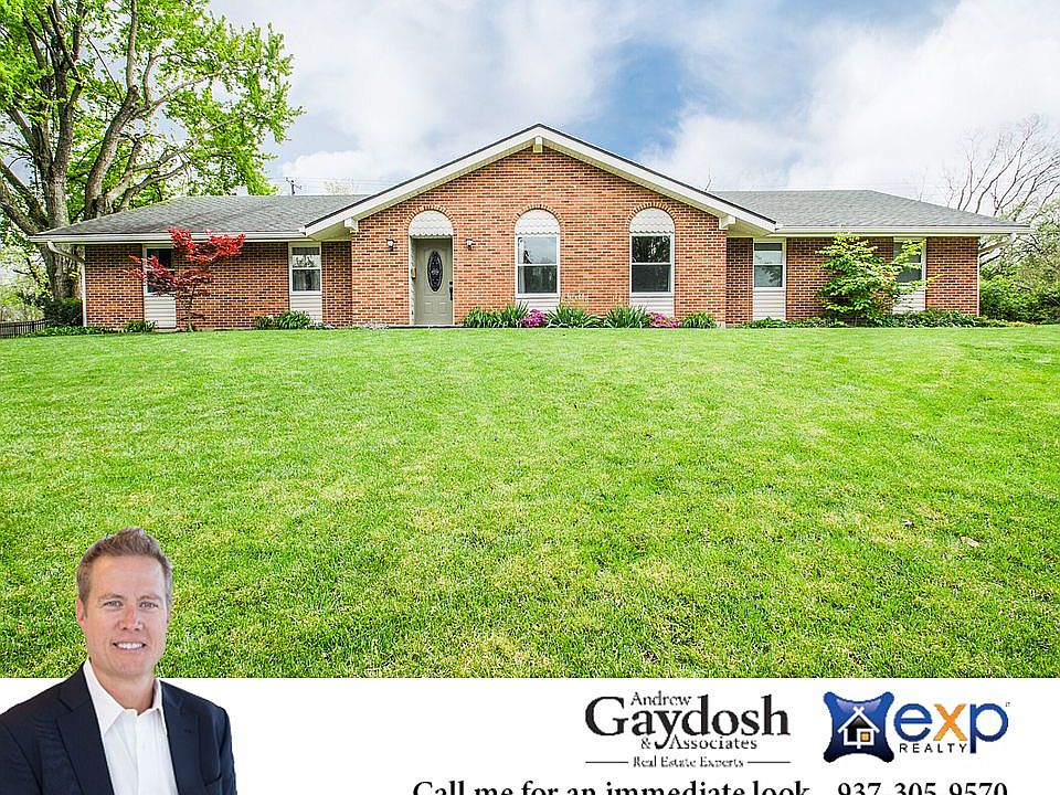 1st image of 204 Lakeview Dr