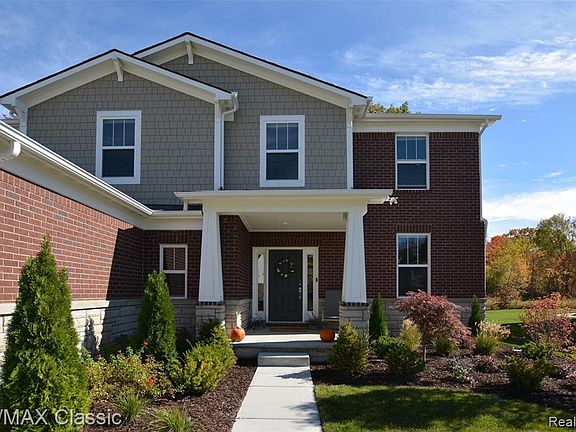 3rd image of 23563 Underwood Dr