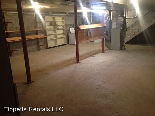 1st image of 1911 West Ave S