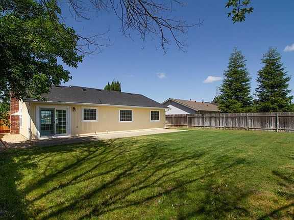 4th image of 3965 Biglow Dr