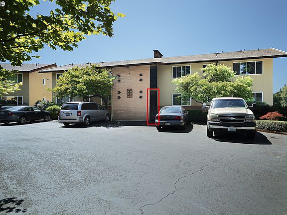 2nd image of 1400 SE Lava Dr APT 36