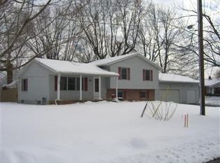1540 E Lynn Dr, Dayton, OH 45432