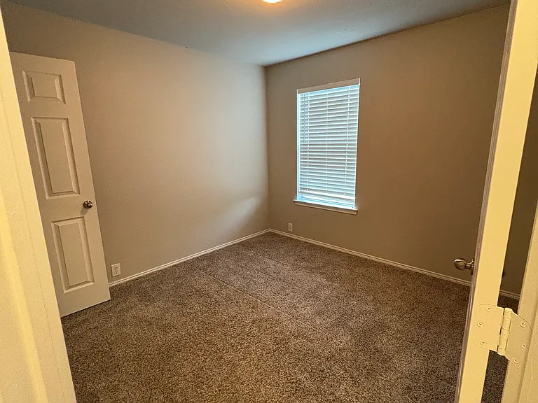 4113 Macy Ln — Photo 7