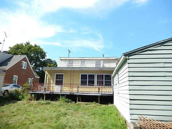 5th image of 1038 Walsh St SE
