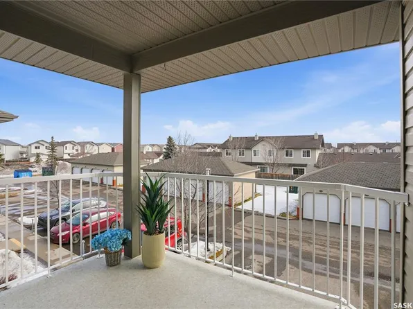 UNIT 132-410 Stensrud ROAD, Saskatoon, SK S7W 0B7