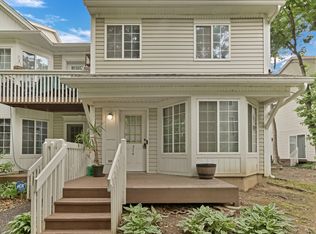 274 W Treehouse Ln #274, Round Lake, IL 60073