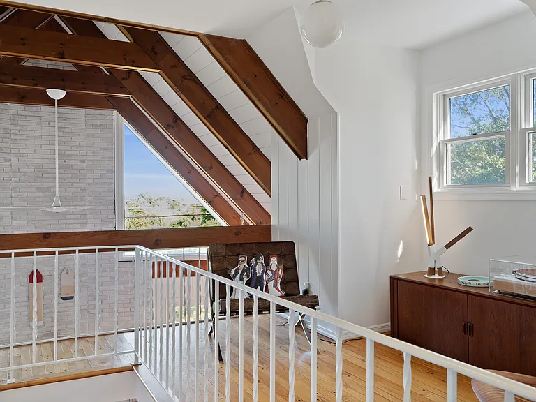 268 Fairview Ave — Photo 18