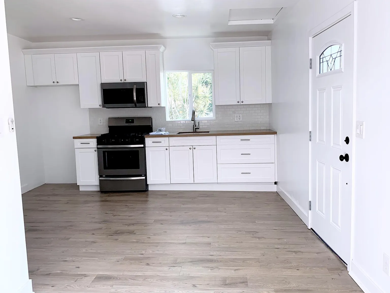 1 bed, 475 sqft, $1,800 — Photo 3