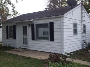 5 Hedge Dr, Springfield, IL 62702