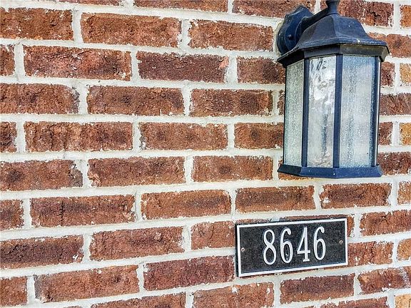 5th image of 8646 N Dresden Dr