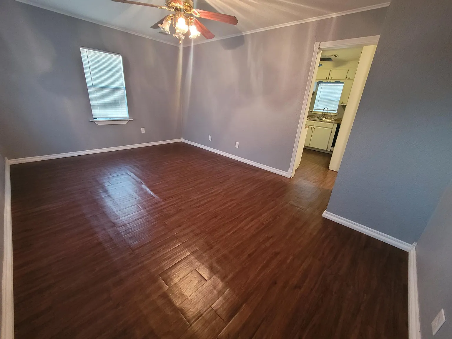 2 bed, 781 sqft, $900 — Photo 4